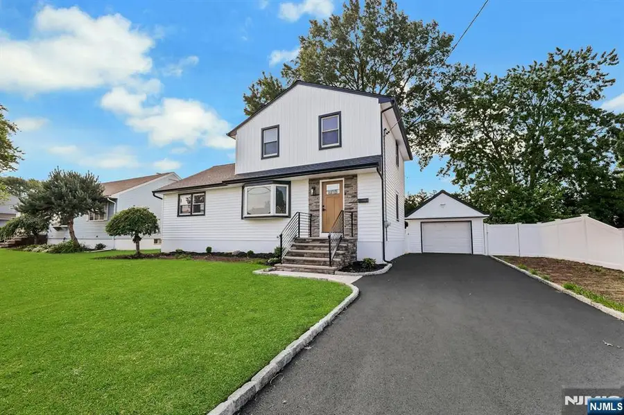 300 John Ochs Drive, Saddle Brook, NJ 07663 - #3