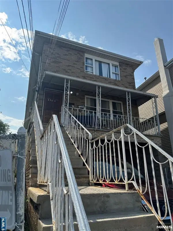 6504 Columbia Avenue, North Bergen, NJ 07047