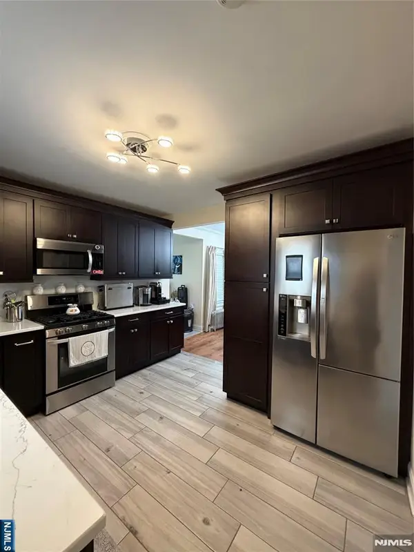 128 8th Street, Clifton, NJ 07011