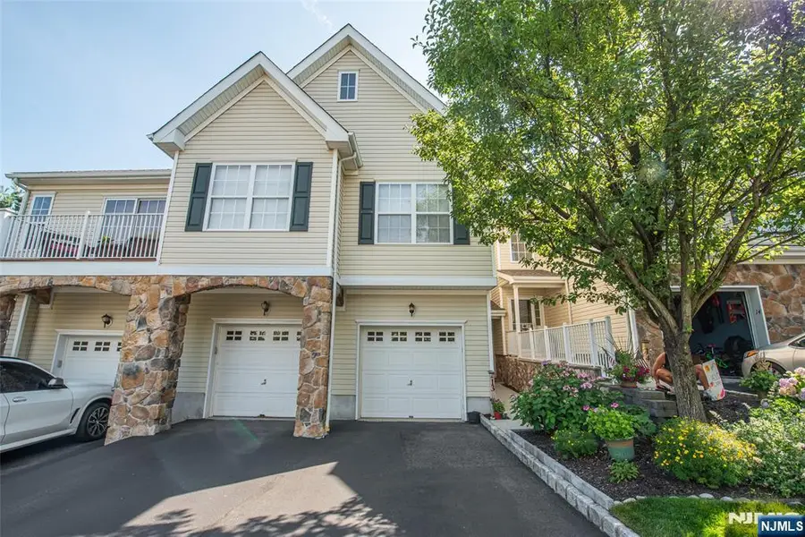 13 Mountainside Drive, Pompton Lakes, NJ 07442 - #2