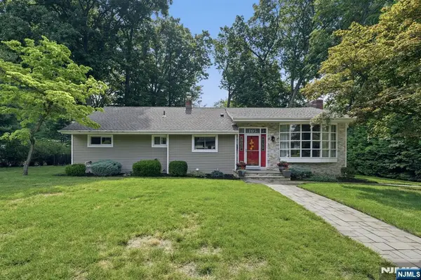 105 Winthrop Road, Hillsdale, NJ 07642