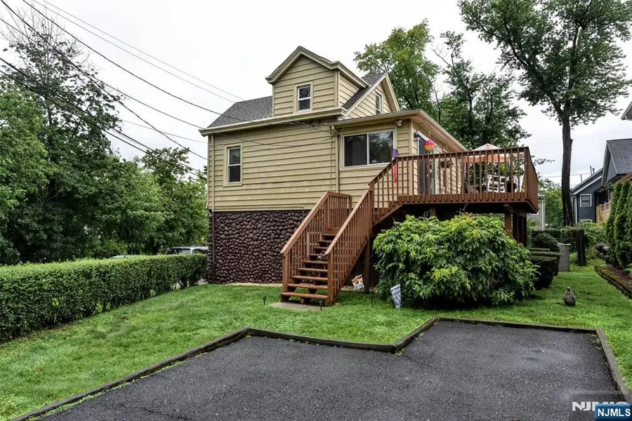 7 Lafayette Place, Waldwick, NJ 07463 - #3