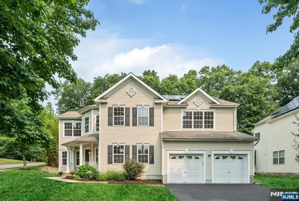 1 Winding Ridge Road, Jefferson Township, NJ 07849