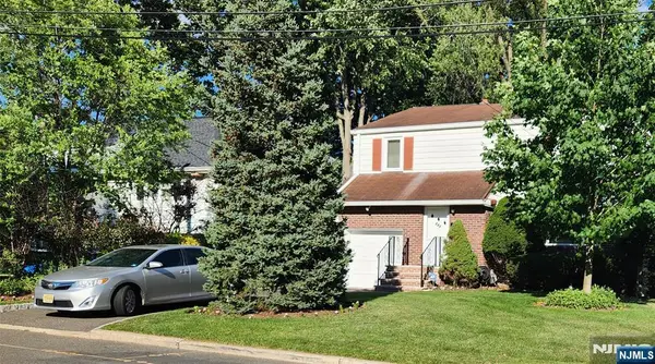 745 Sanford Street, Teaneck, NJ 07666