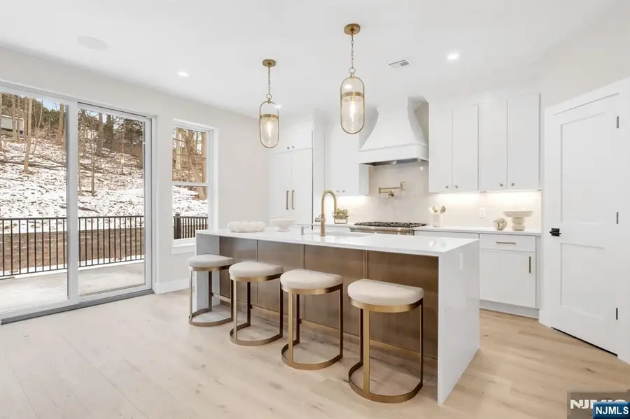 188 Broadway 8, Woodcliff Lake, NJ 07677 - #3