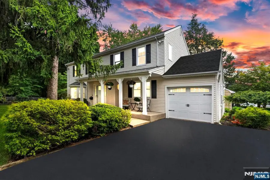 410 Chestnut Street, Paramus, NJ 07652 - #2