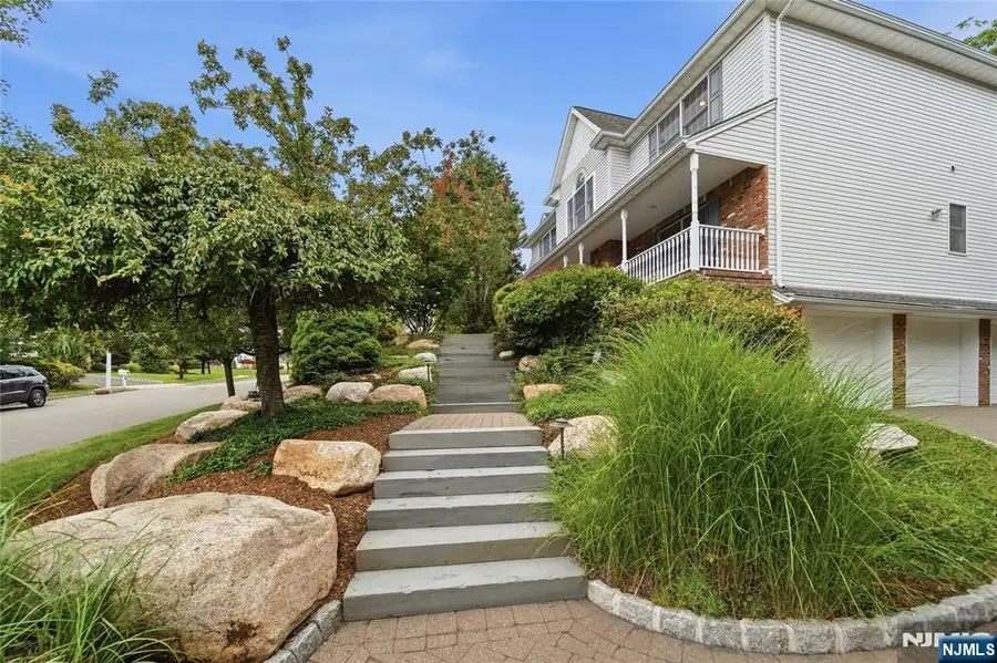 1 Concord Court, Mahwah, NJ 07430 - #2