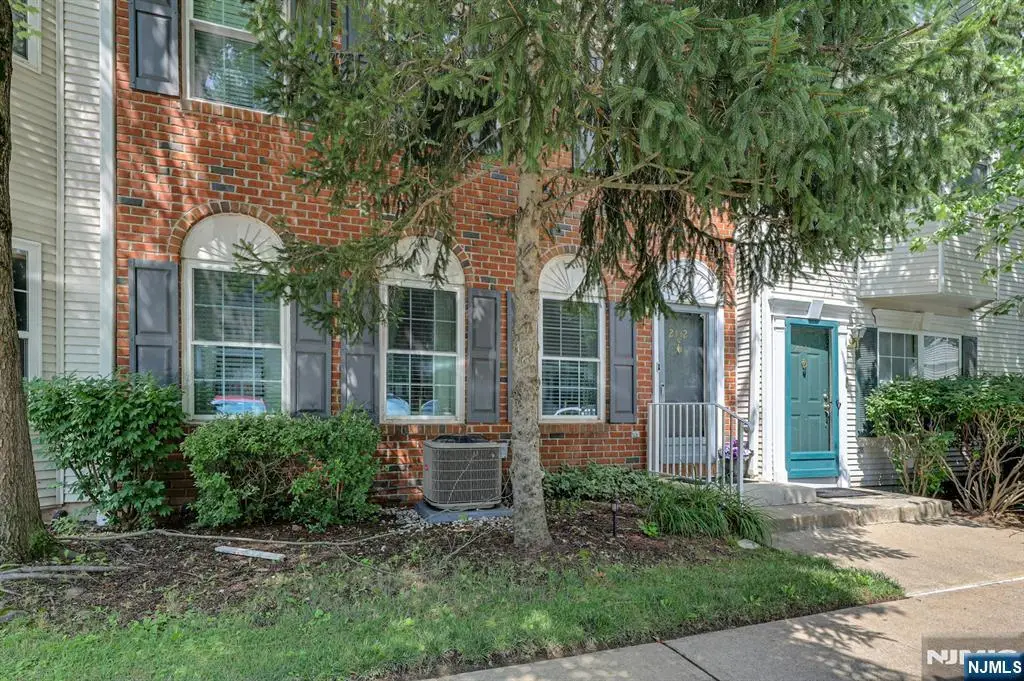 2332 Oliver Court, Mahwah, NJ 07430 - #1