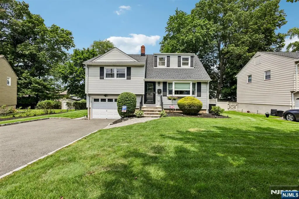 26 Westland Road, Verona, NJ 07044 - #1