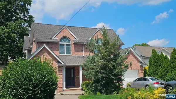 2425 Hammett Avenue, Fort Lee, NJ 07024
