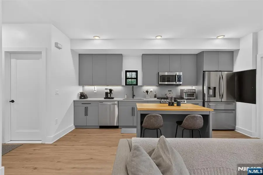 56 Reservoir Avenue 1, Jersey City, NJ 07307 - #3