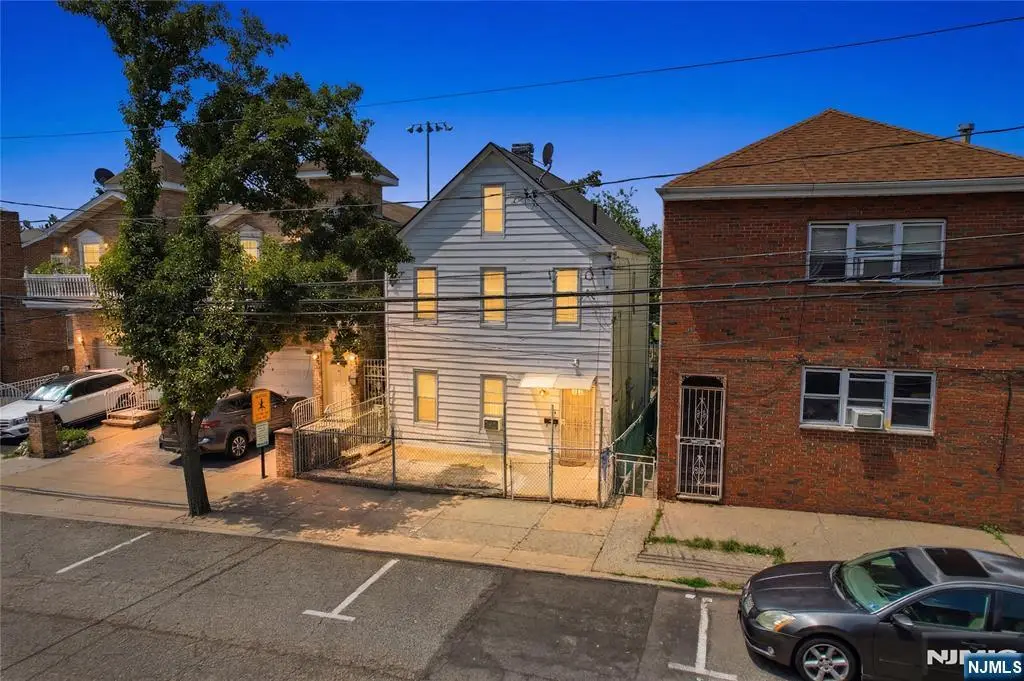 6605 Durham Avenue, North Bergen, NJ 07047 - #1