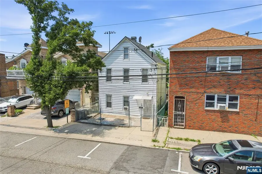 6605 Durham Avenue, North Bergen, NJ 07047 - #2