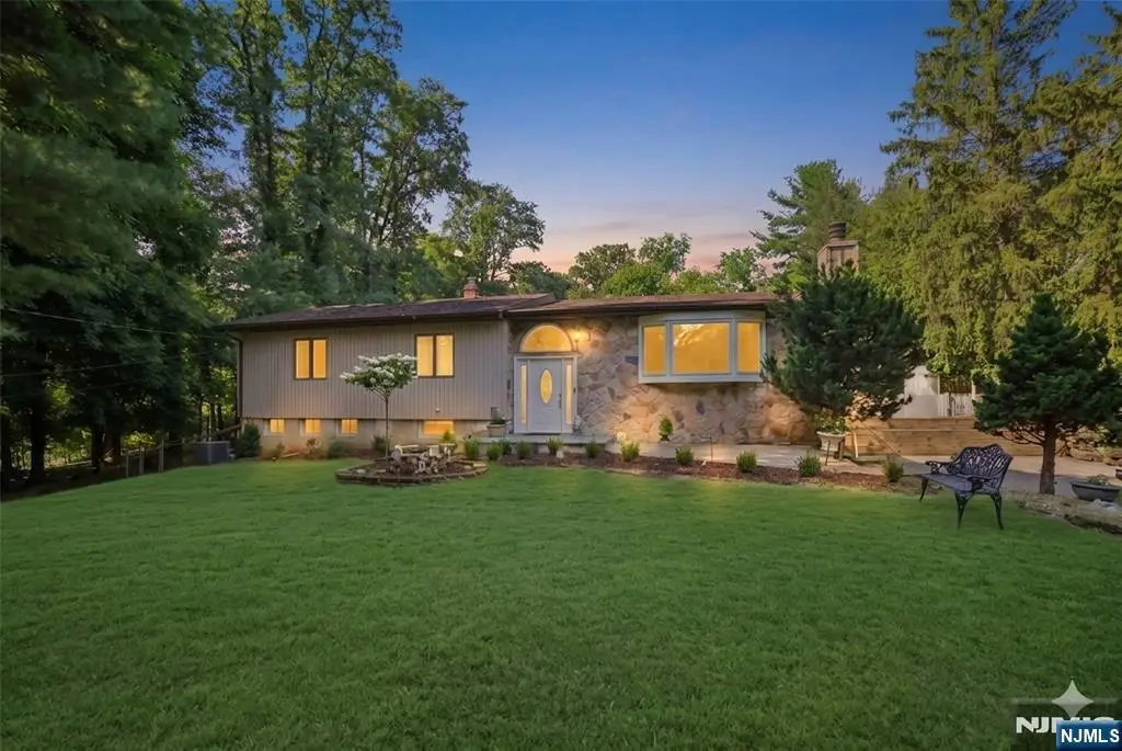 68 Lake Street, Upper Saddle River, NJ 07458 - #1