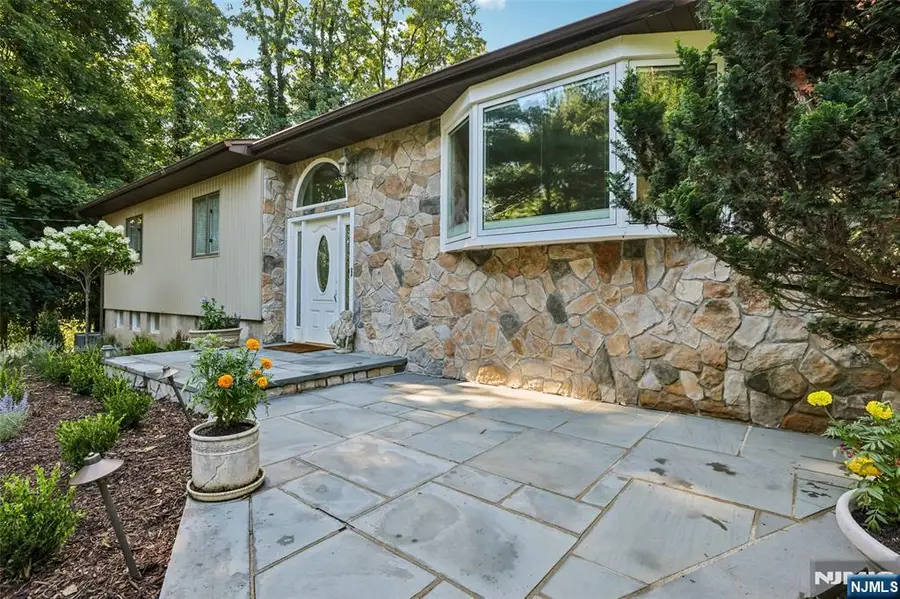 68 Lake Street, Upper Saddle River, NJ 07458 - #3