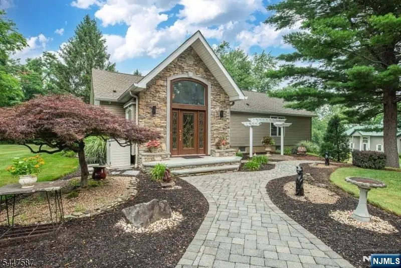 1 Evergreen Drive, Medford, NJ 07930 - #2