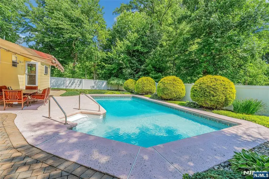 9 Fairway Avenue, Emerson, NJ 07630 - #3