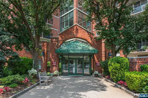 300 Main Street 301, Little Falls, NJ 07424