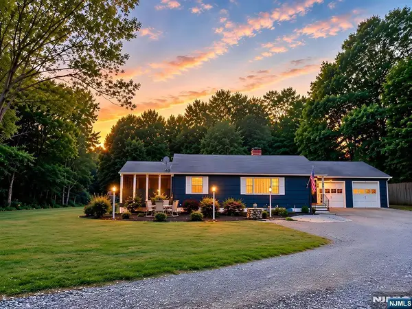 274 Weaver Road, West Milford, NJ 07480