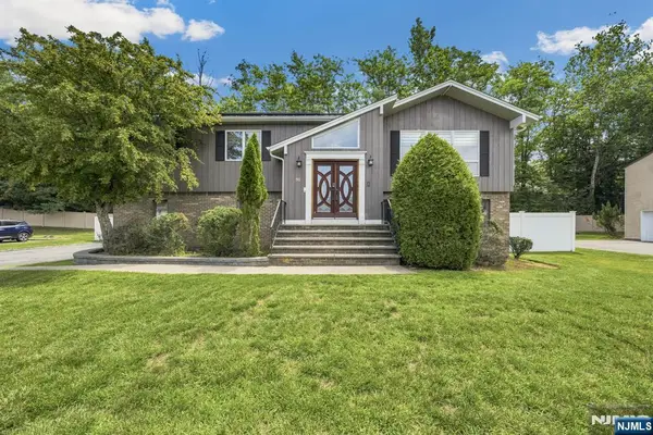 91 Chaffee Circle, Norwood, NJ 07648