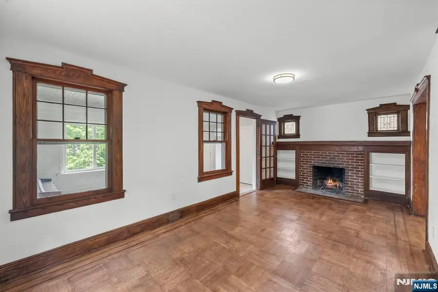 27 8th Street, Ridgefield Park, NJ 07660 - #2