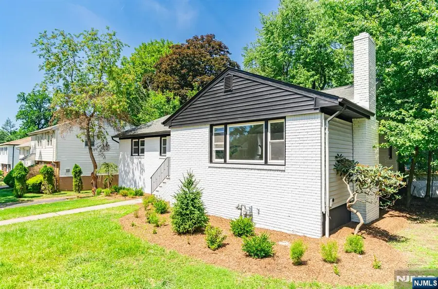 29 Woodhull Avenue, West Orange, NJ 07052 - #3
