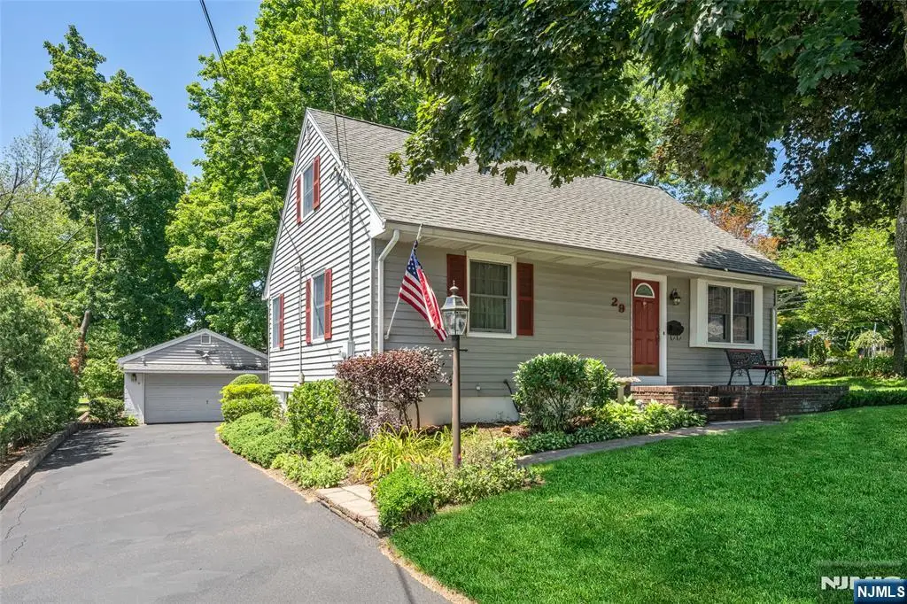 29 Giannone Road, Wayne, NJ 07470 - #1