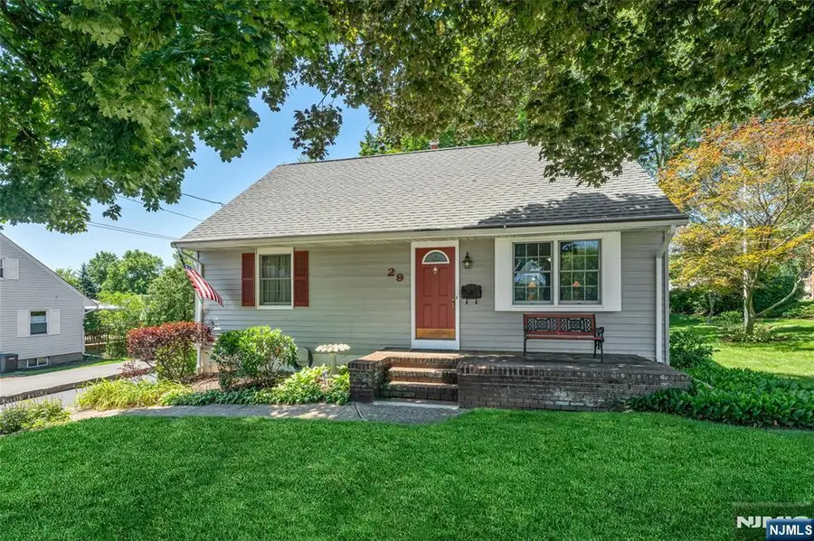 29 Giannone Road, Wayne, NJ 07470 - #2