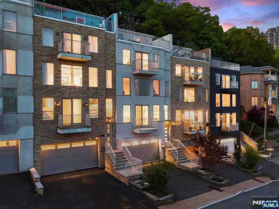 7 Oakdene Terrace, Edgewater, NJ 07020 - #2