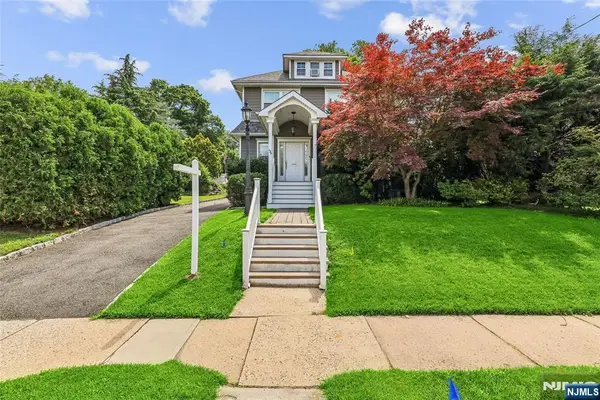 199 Larch Avenue, Teaneck, NJ 07666