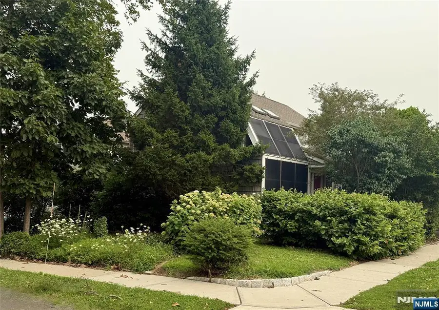 269 Lasalle Avenue, Hasbrouck Heights, NJ 07604 - #2