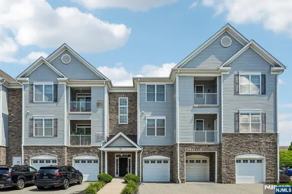 43 Elston Court 207, Wanaque, NJ 07420