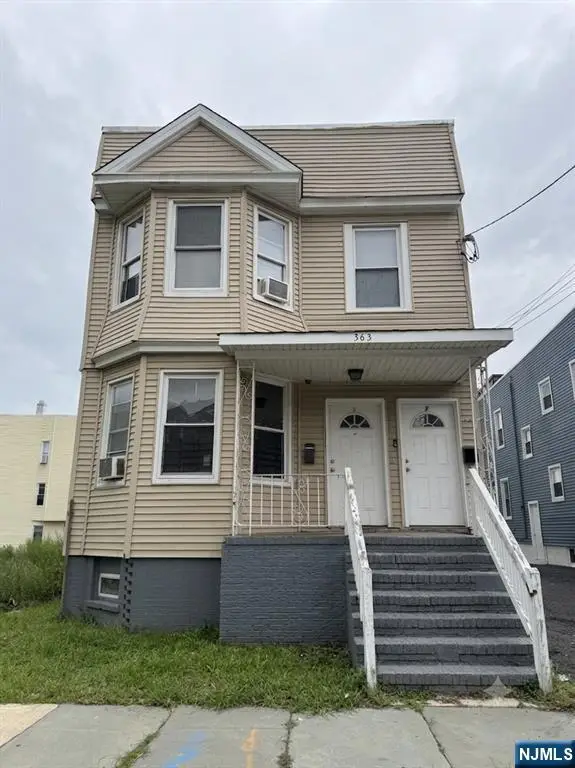 363 S 20th Street, Newark, NJ 07103
