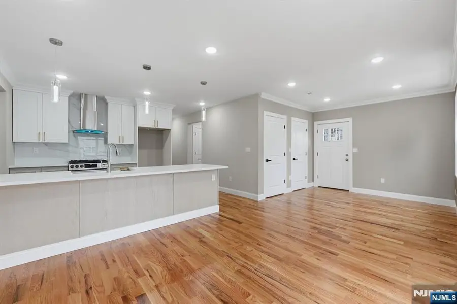 434 10th Street, Newark, NJ 07103 - #3
