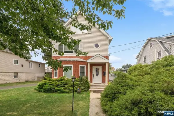 715 5th Street, Lyndhurst, NJ 07071
