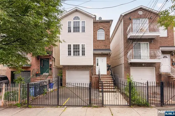 312 Orange Street, Newark, NJ 07103