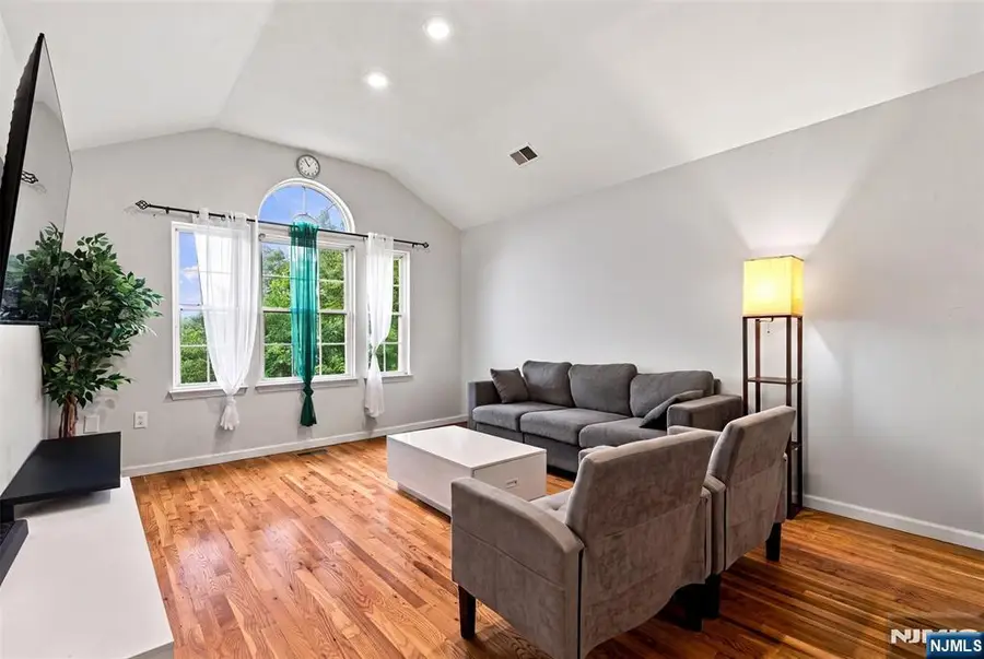 312 Orange Street, Newark, NJ 07103 - #2