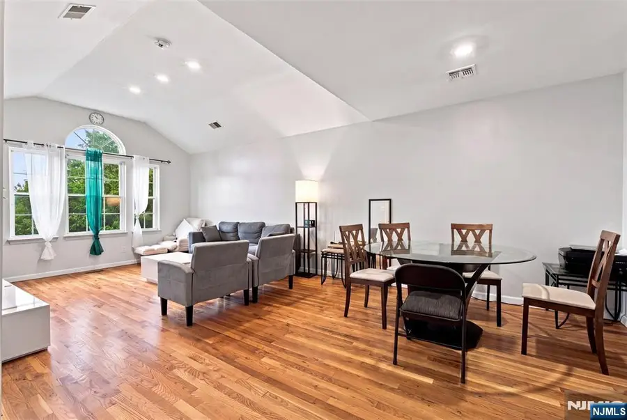 312 Orange Street, Newark, NJ 07103 - #3