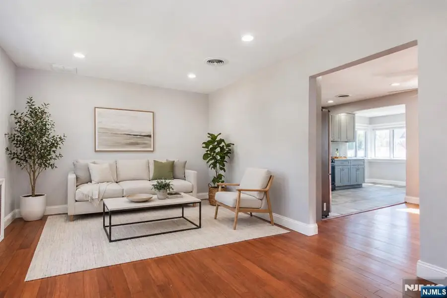 40 Winslow Terrace, Fair Lawn, NJ 07410 - #3