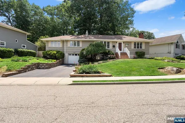 168 Rafkind Road, Bloomingdale, NJ 07403