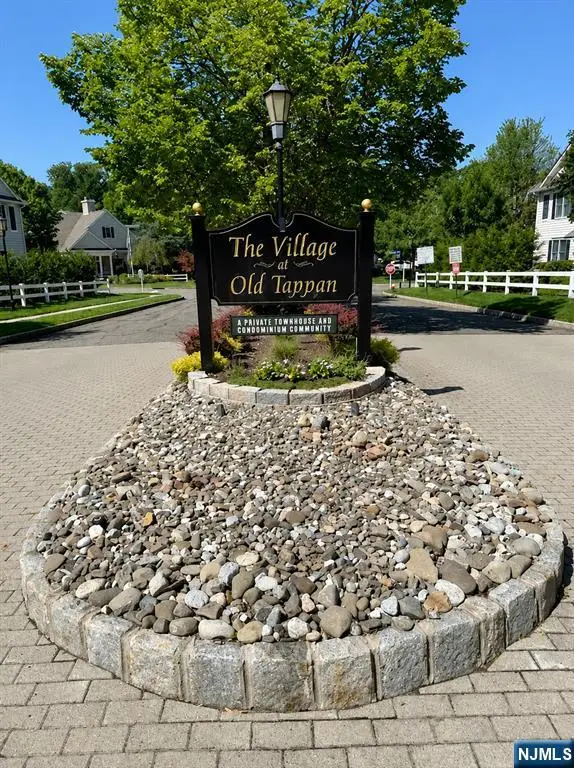 34 Spring Hollow, Old Tappan, NJ 07675 - #1