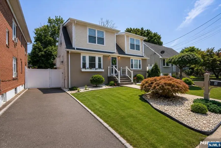 18-20 8th Street, Paterson, NJ 07522 - #2