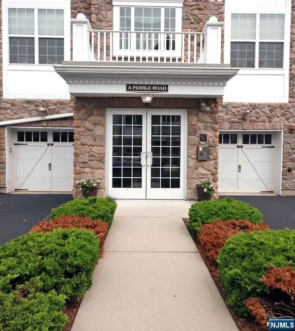 8 Pebble Road C2, Woodland Park, NJ 07424