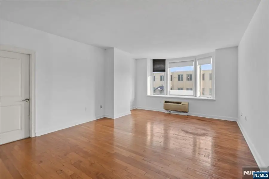 5109 City Place, Edgewater, NJ 07020 - #2