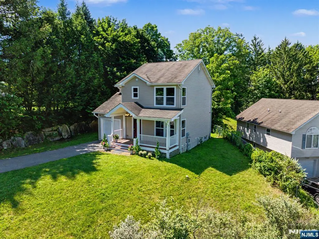 4 Michael Court, Hamburg, NJ 07419 - #1