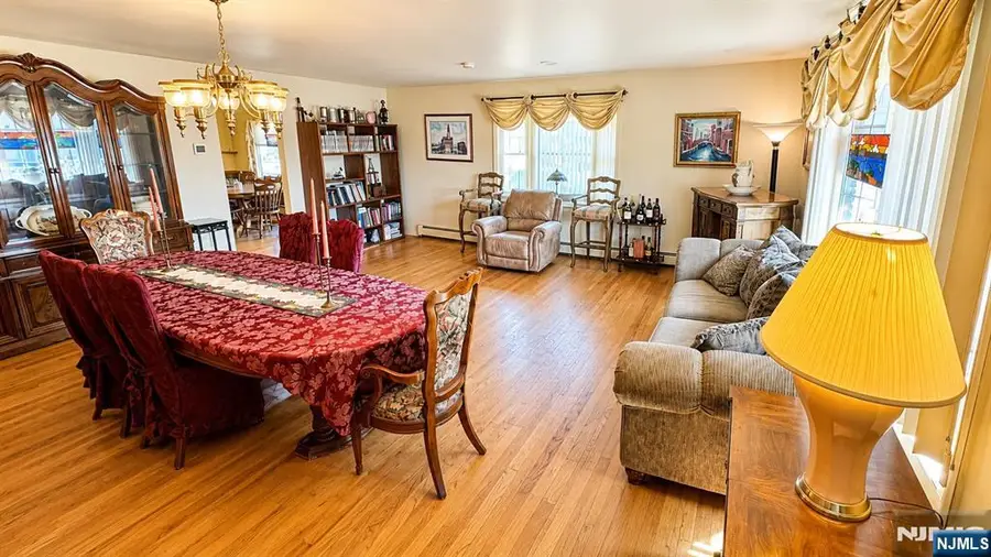 100 Westminster Place, Saddle Brook, NJ 07663 - #3