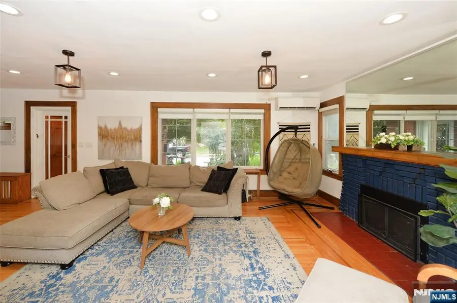 1-20 Cyril Avenue, Fair Lawn, NJ 07410 - #3