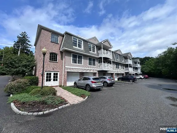 200 Central Park Place, Ramsey, NJ 07446