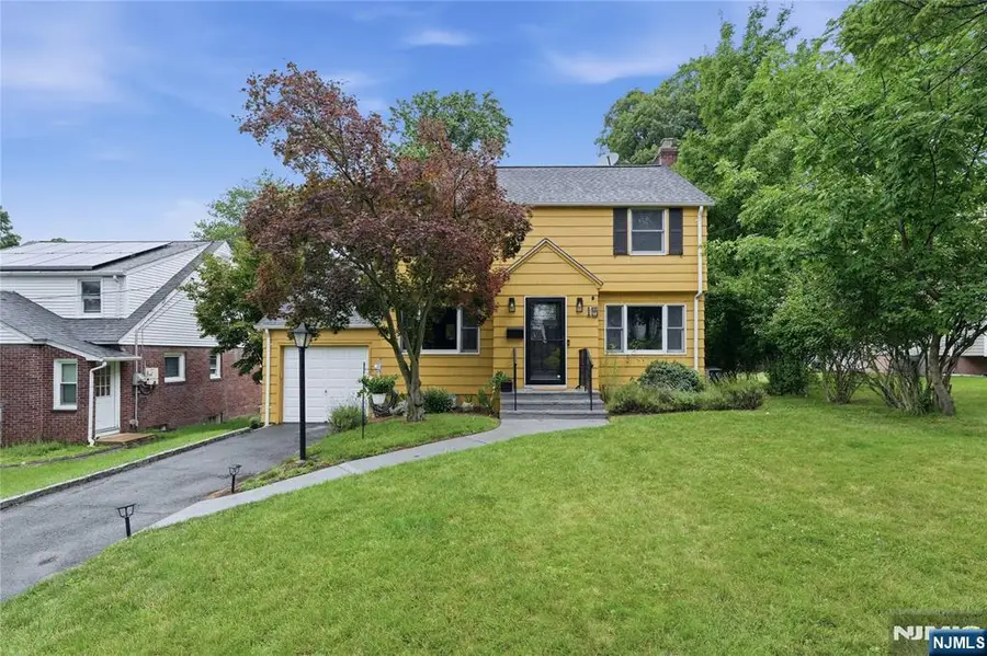 15 Crystal Avenue, West Orange, NJ 07052 - #2