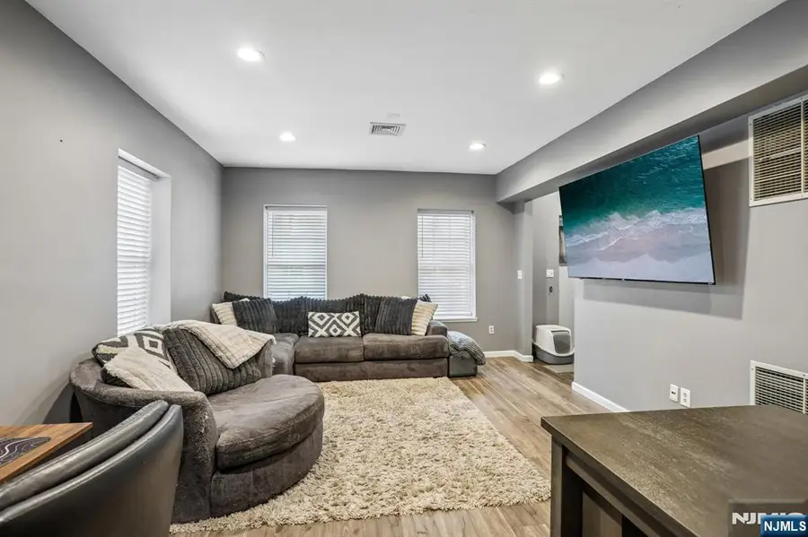 49-51 Wall Street 4, Rockaway, NJ 07866 - #3
